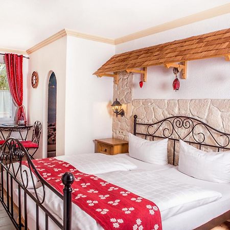 Traditions-Gasthaus Bayrischer Hof Leutkirch im Allgau Luaran gambar