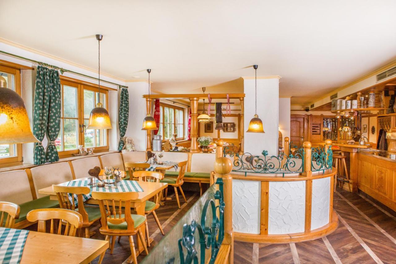 Traditions-Gasthaus Bayrischer Hof Leutkirch im Allgau Luaran gambar